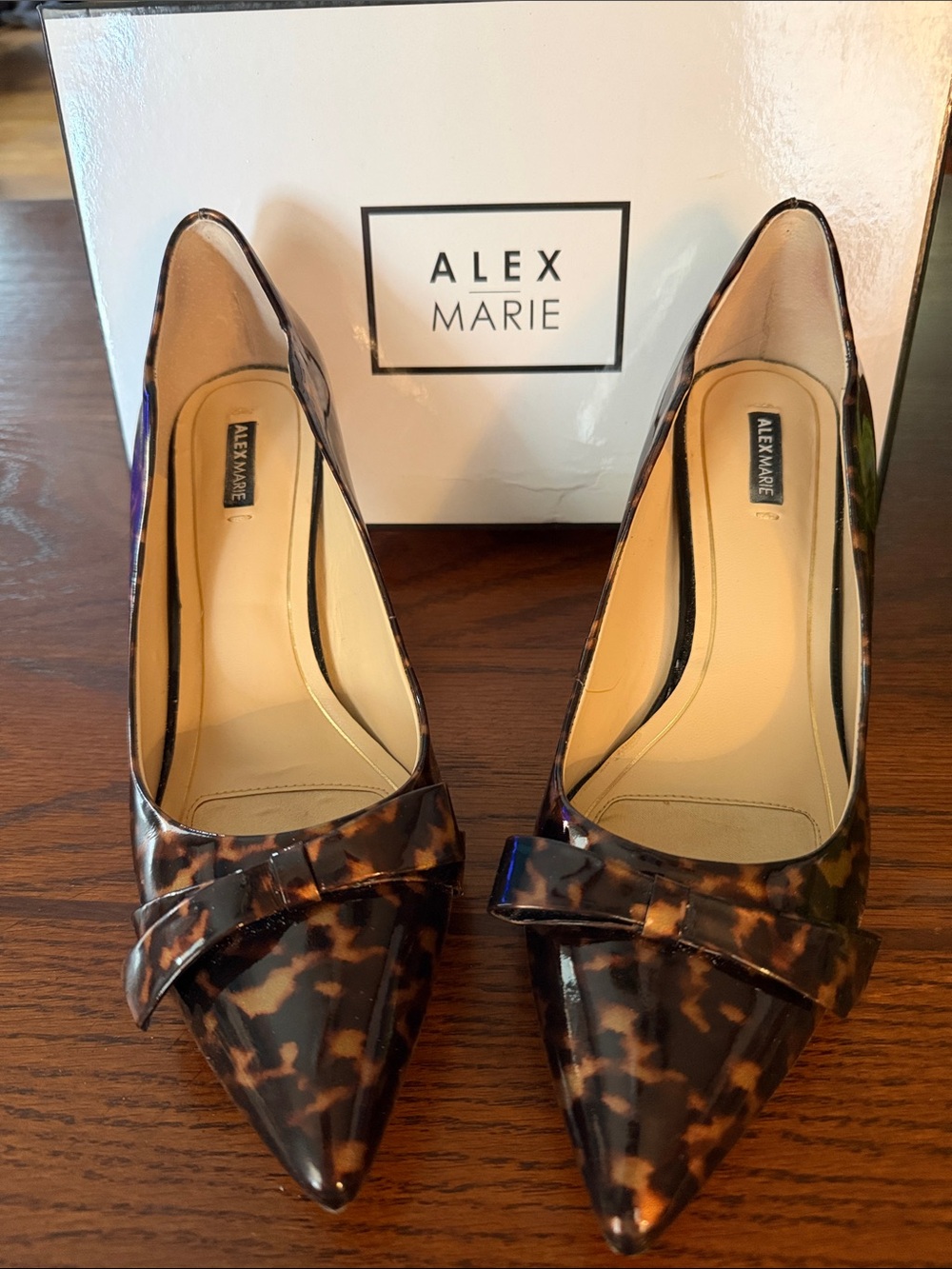 Alex Marie Tortoiseshell Pointed-Toe Pumps with Bow Detail - Brown/Black